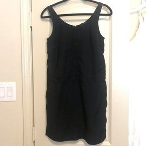 Banana Republic 4 Dress ~ Black   Sleeveless, side slits, sheath
